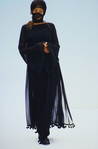 1504238619_dolce-gabbana-ss-1994(7).thumb.jpg.791fab915b06475b3ebfeaba9fd3ef53.jpg