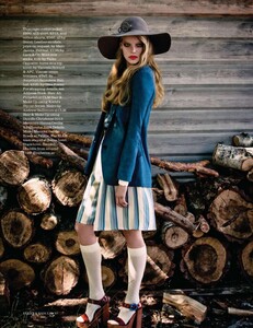 Elle UK - 2013 01-165.jpg