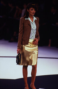 1577244941_chanel-fw-1996(8).thumb.jpg.53964e1d3a1d2a7ada2bd76184bcb49c.jpg