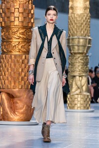 Mathilde Henning Chloe Fall 2020 RTW PFW 1.jpg