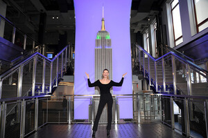Behati+Prinsloo+Empire+State+Building+Behati+ouXzYzetNSul.jpg
