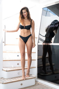 Devin+Brugman+Monday+Swimwear+Yacht+Day+lRiZ1IxVBEYx.jpg