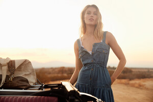 186141351_BuffaloJeansSS20(14).thumb.jpg.4f816ee0863c98b5d3b058d129d12b35.jpg