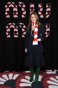 Anna+dello+Russo+Miu+Miu+Photocall+Paris+Fashion+h6F5GYTAoBAx.jpg