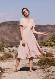 Clementine Bonne Midi Dress Blush 2.jpg