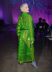         sto090320BZNimage110.jpg