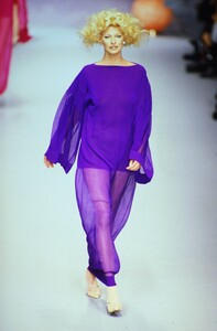 2017751465_chloe-fw-1995(7).thumb.jpg.992754778d0ccd1492e26ea1b7494431.jpg