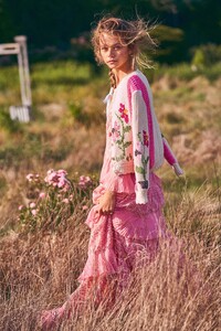 20190825_SP20Lookbook_DIsidro_SHOT01_0107.thumb.jpg.41be9e860c9a397e8f9ba7dfb5d93c52.jpg