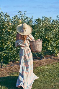 20190825_SP20Lookbook_DIsidro_SHOT02_0212.thumb.jpg.49d7cf4c56416357d04f9bd6b3b3f167.jpg