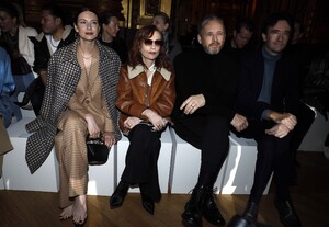         bal040320BZNimage126.jpg