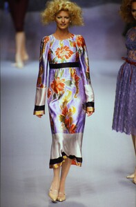 2128303214_chloe-fw-1995(5).thumb.jpg.b77b95b4848cb1c9416128369e820990.jpg