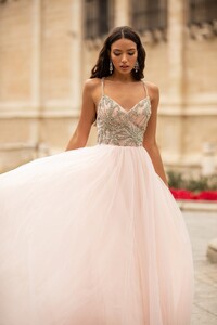 237_ced2dae0-e0fd-429f-93f4-8bc8f68b66c8_5220x.jpg