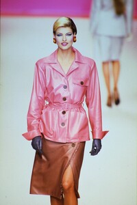 248984824_YvesSaintLaurent1996SS(5).thumb.jpg.88b51bc4277f5c3adce3fcdff9137992.jpg