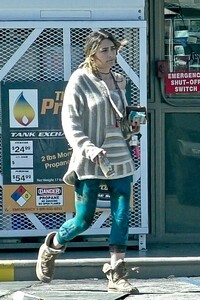par210320BZNimage3.jpg