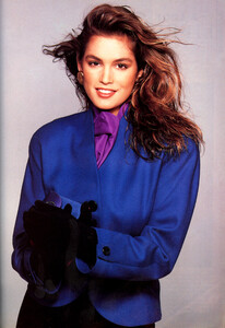 Cindy Crawford - Good Housekeeping November 1989 002.jpg