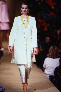 321892918_ysl-hc-ss-1997(4).thumb.jpg.18145d2a7d51a33cf0ce452cb8d24c60.jpg