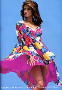 Stephanie Seymour - Vogue USA, December 1991.jpg