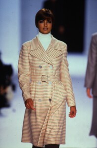 405735708_isaac-mizrahi-fw-1986(3).thumb.jpg.e9b0e3fe7b537dd1e68f6f11eea47c67.jpg