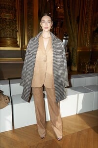         bal040320BZNimage107.jpg