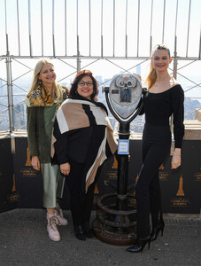 Behati+Prinsloo+Empire+State+Building+Behati+Na7CtTqgkOXl.jpg