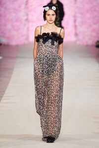 Aleyna FitzGerald Giambattista Valli Fall 2020 RTW PFW 1.jpg