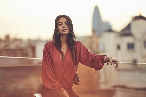4_autumn-19_body-bluse_5_resize.thumb.jpg.d09665db4a26018e685d3f6133e98240.jpg
