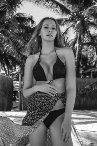 512953655_BIANCAWOLF_byOmarCoria_IMG_0569.thumb.jpg.58c891bbe027de2a85c1e2e41374374d.jpg