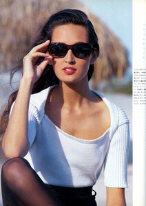 Gail Elliott - Marie Claire Japan, May 1988 001.jpg