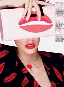 Elle Italia - 2014 03-459.jpg