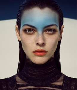 630064262_VogueItaliaJuly2017-1.thumb.jpg.750b23af0ae6f48262cad6d3c6a5f1d5.jpg