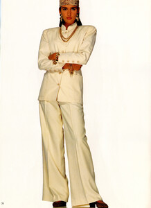 Gail Elliott - Escada 1990 001.jpg