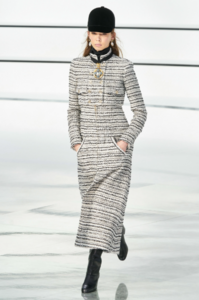 705694374_Chanel(4).thumb.png.3a6a777116a00f45e937ba6e87a4560d.png