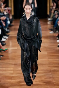 Giselle Norman Stella McCartney Fall 2020 RTW PFW 3.jpg