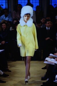 934582535_helena(1).thumb.jpg.3b938f0ec6ac269edffa1537e90d4d67.jpg