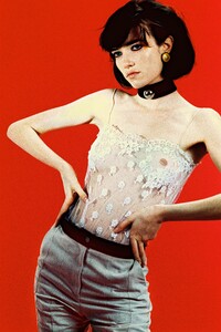 969824868_Heji-Shin-Tamara-Rothstein-Gracie-Hertzel-POP-42-cover-story-CON(5).thumb.jpg.2d6c5ac0e14f8c1e4c5e3591503b4c0a.jpg