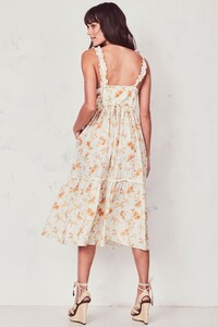 ANN-DRESS-SUNSHINE3.thumb.jpg.e778afd046cbaa1d49437ecf1bf5a7fd.jpg