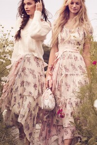AUDRA-DRESS-DREAM3.thumb.jpg.25089bbb4cfc5582cfc20fb22f7fb50a.jpg