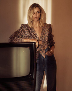 Anja-Rubik-Zara-SS20-01.thumb.jpg.6847db6003a8b2600961387b3d70bd7f.jpg