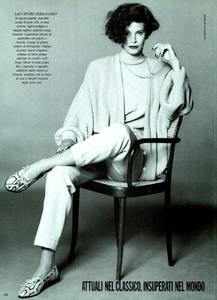 Barbieri_Vogue_Italia_July_August_1985_11.thumb.png.10669c653e6ecd616c43672ae93c5297.png