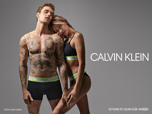 Calvin-Klein-CK50-02.thumb.jpg.f52ca949acc9dcddceccbe257d23029a.jpg