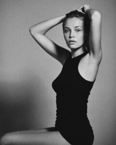 Iara-Krawczuk-4-400x499.jpg
