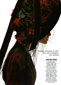 Itinerario_Watson_Vogue_Italia_July_August_1987_07.thumb.png.06e7703502fd0e6cf8846fa0b60dbcb7.png