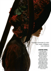 Itinerario_Watson_Vogue_Italia_July_August_1987_07.thumb.png.31d5d992fe0897053a8cfacddd0913ee.png