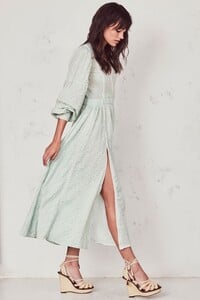 LEAH-DRESS-MINERAL28.thumb.jpg.7a2976edc39cdb8b860e94a736f87518.jpg