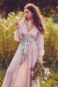 LEAH-DRESS-ROSEMIST2.thumb.jpg.bc10826d1dfc2cfb0392b9b49fc82240.jpg