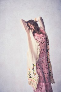 LILLIAN-DRESS-BUBBLE-GUM-PINK-4.thumb.jpg.577371b5e493219f97d874d5463810a6.jpg