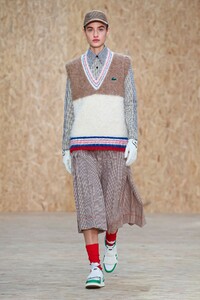 Lacoste-RTW-FW20-Paris-3622-1583254837.thumb.jpg.a29b49b39c38233f30c488f9b78eb37a.jpg
