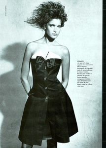 Lindbergh_Vogue_Italia_July_August_1987_06.thumb.png.dd546b78a56eab06d08522f64b7bf122.png