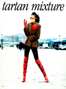 Magni_Vogue_Italia_September_1991_01.thumb.png.15ccd6eb13f06a9f5385154f735e6b05.png
