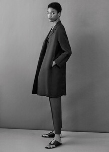 Max-Mara-Studio-SS20-Giampaolo-Sgura-06.thumb.jpg.f0e380adf2052c78e88fd4c037e089a3.jpg